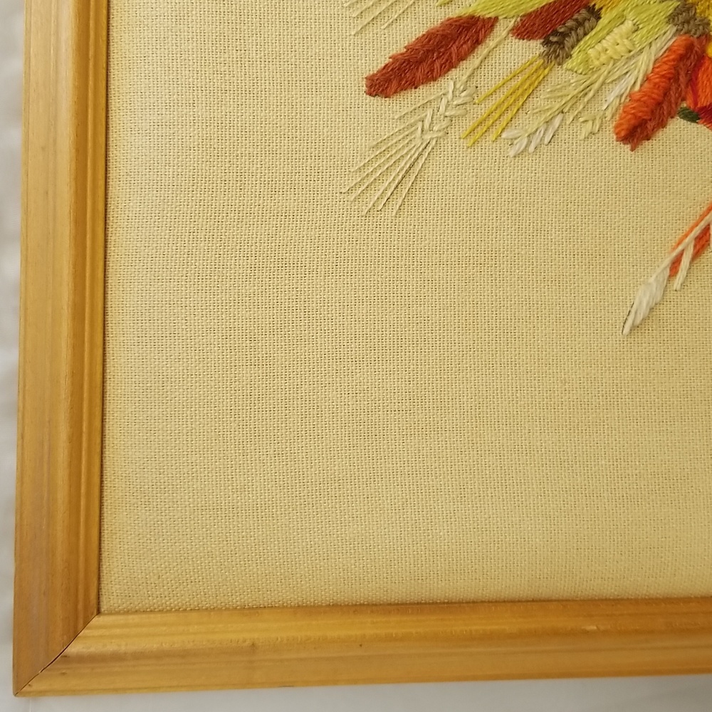 Large Vintage Crewel Embroidered Fruit Vegetable Basket Wall Hanging Pic… - Picture 8 of 17